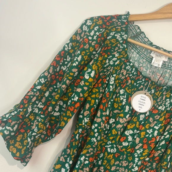 Floral dress - Picture 2 of 5